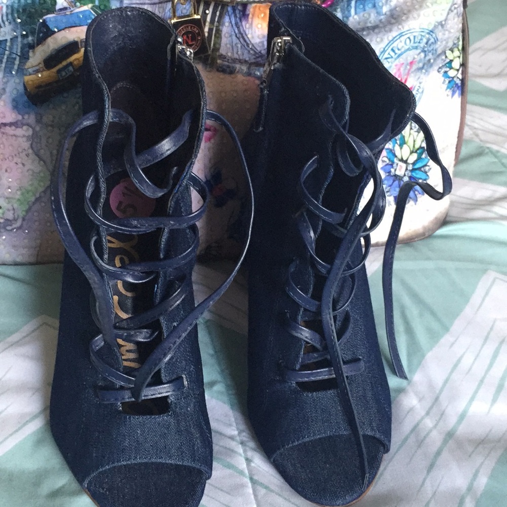 Blue Jeans boots